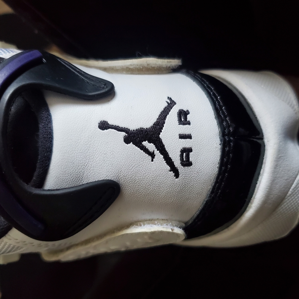 Jordan 6 Rings - Picture 2 of 5